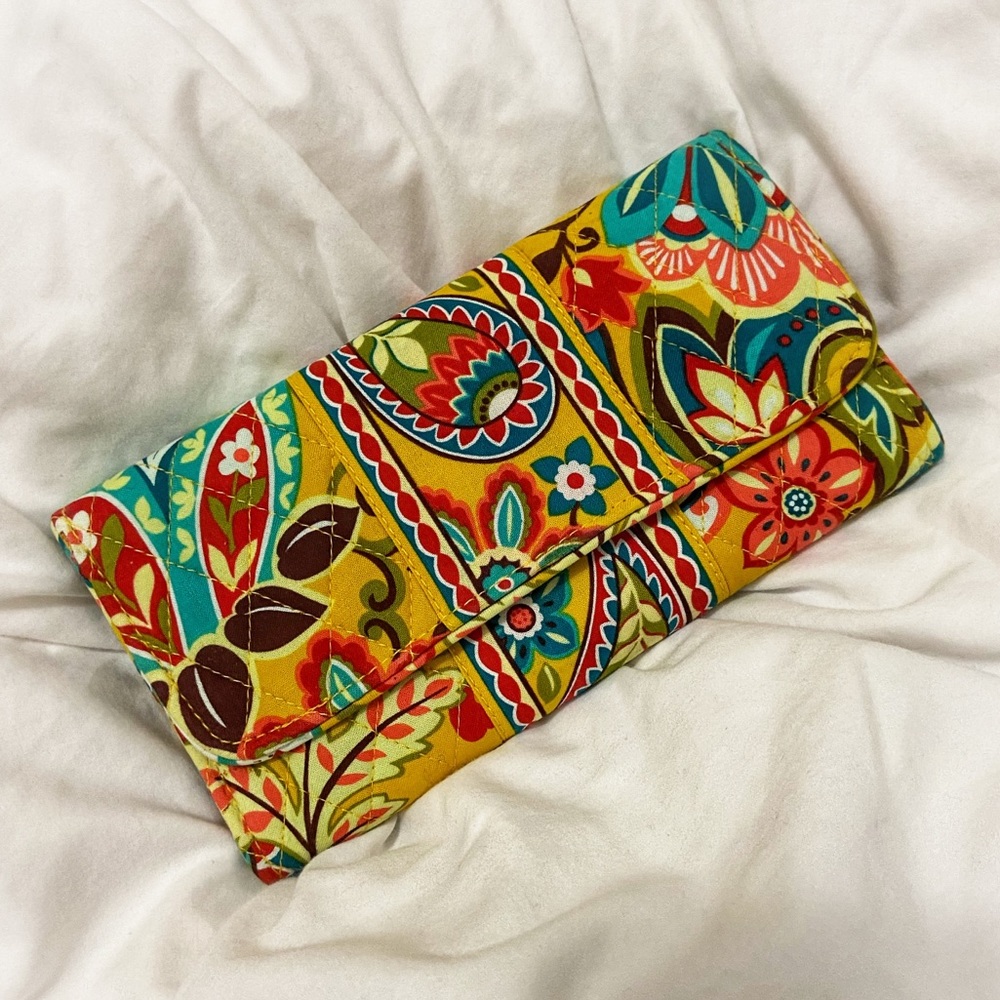 VERA BRADLEY WALLET